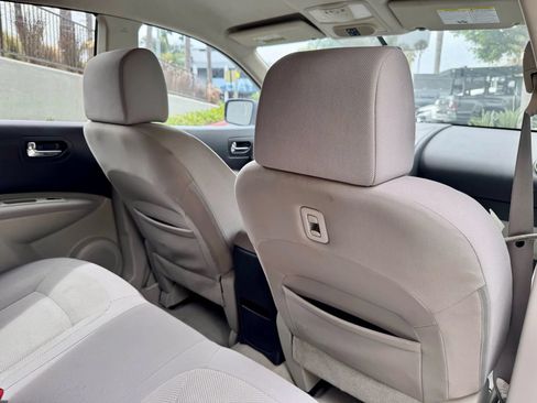 Used 2012 Nissan Rogue S w/ Special Edition Pkg FWD image 23