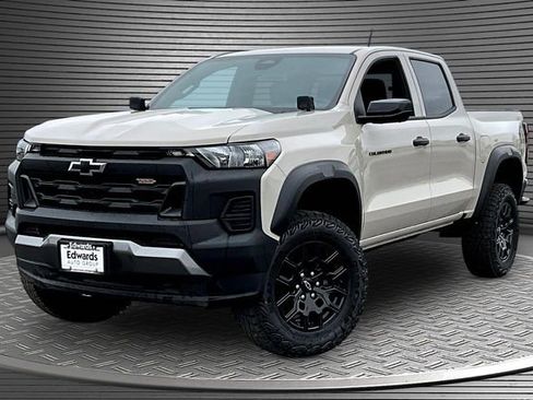 New 2026 Chevrolet Colorado Trail Boss AWD/4WD image 1