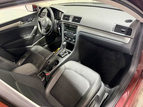 Used 2014 Volkswagen Passat 2.5 S FWD image 13