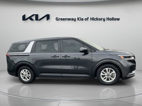 Certified 2024 Kia Carnival LX image 9
