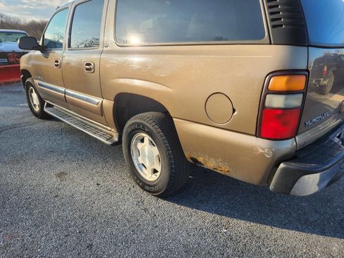 Used 2004 GMC Yukon XL SLT w/ Preferred Equipment Group image 6