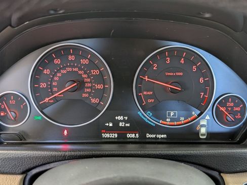 Used 2016 BMW 320i Sedan image 21