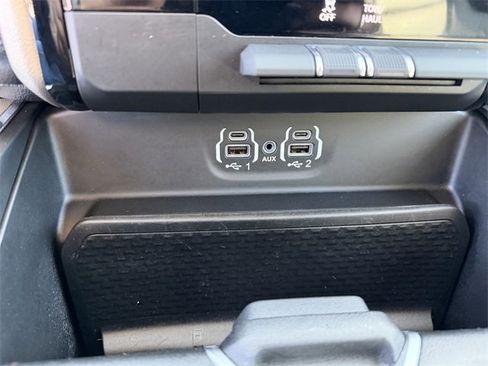 Used 2021 RAM 1500 Laramie image 28