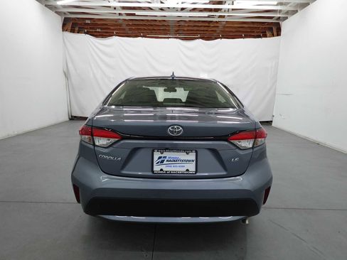 Used 2020 Toyota Corolla LE image 6
