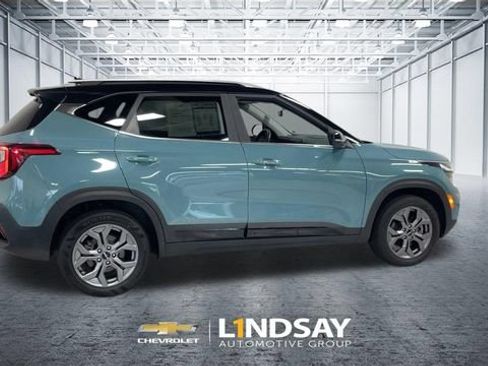 Used 2024 Kia Seltos S AWD/4WD image 2