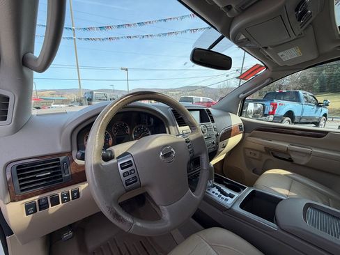 Used 2011 Nissan Armada Platinum w/ 2nd Row Captain Seat Pkg image 9