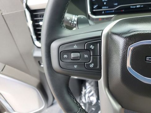 Used 2025 GMC Sierra 1500 Denali w/ Technology Package AWD/4WD image 29
