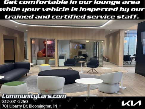 Used 2016 Kia Sedona LX w/ LX Convenience Package image 14