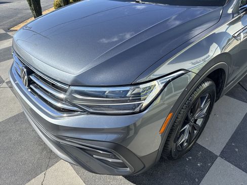 Used 2023 Volkswagen Tiguan SE image 6