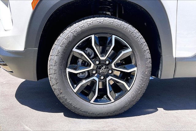 New 2026 Chevrolet TrailBlazer ACTIV w/ Convenience Package AWD/4WD image 12
