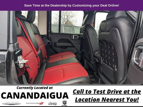 Used 2023 Jeep Wrangler Unlimited Rubicon 4xe AWD/4WD image 21