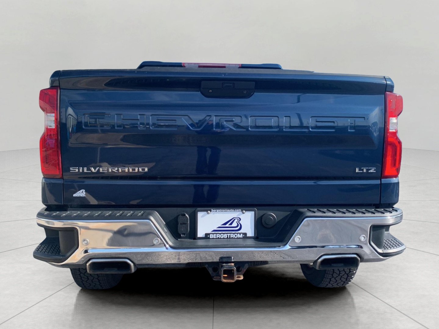 Used 2021 Chevrolet Silverado 1500 LTZ AWD/4WD image 28