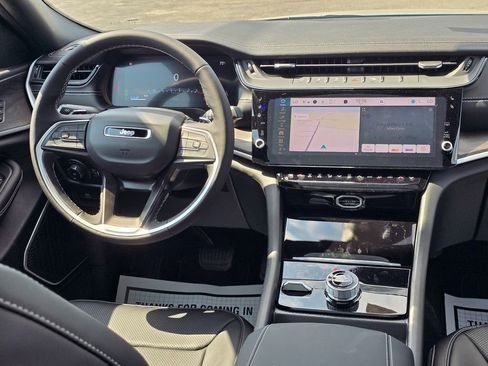 New 2026 Jeep Grand Cherokee L Limited image 25