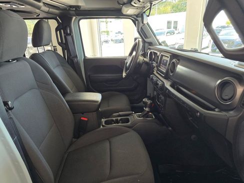 Used 2023 Jeep Wrangler Unlimited Sport AWD/4WD image 42