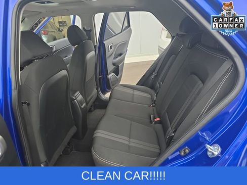 Used 2023 Hyundai Venue SEL w/ Cargo Package FWD image 16
