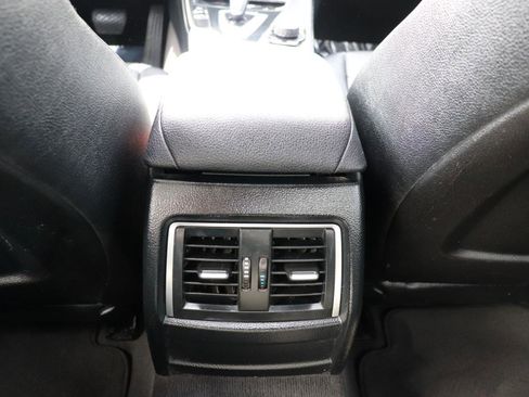 Used 2016 BMW 320i xDrive Sedan AWD/4WD image 21
