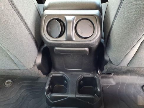 Used 2024 Jeep Gladiator Sport image 13