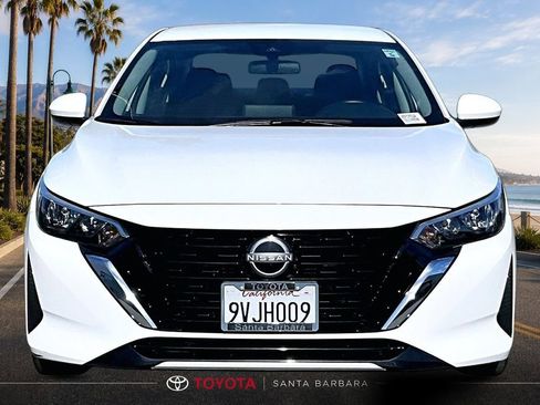 Used 2025 Nissan Sentra SV w/ All-Weather Package FWD image 2
