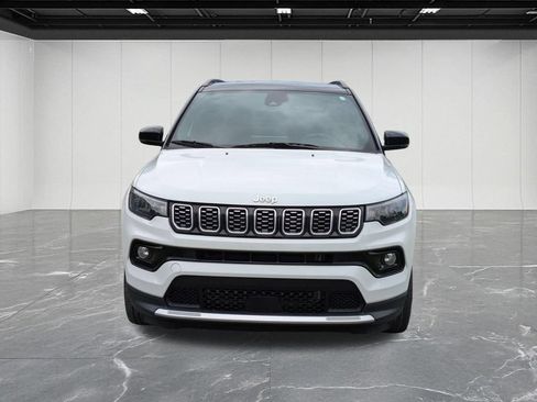 Used 2025 Jeep Compass Limited AWD/4WD image 8