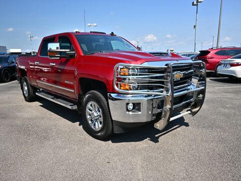Used 2019 Chevrolet Silverado 3500 LTZ w/ Duramax Plus Package AWD/4WD image 2