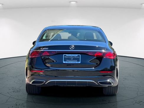 Used 2025 Mercedes-Benz E 350 Sedan image 6