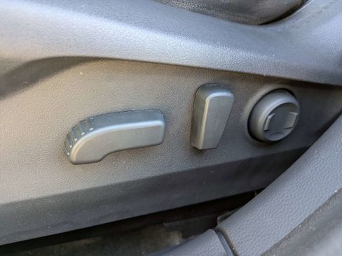 Used 2022 Subaru Outback Limited w/ Popular Package #2 image 21