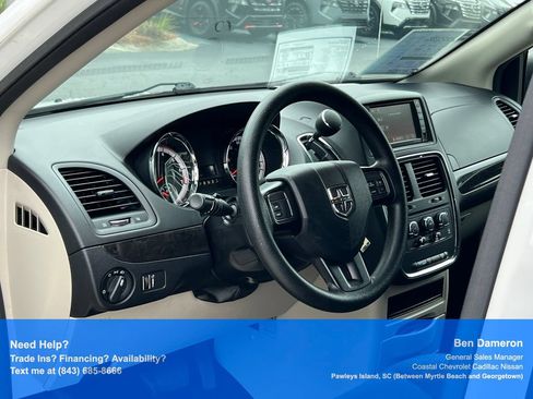 Used 2019 Dodge Grand Caravan SE FWD image 5