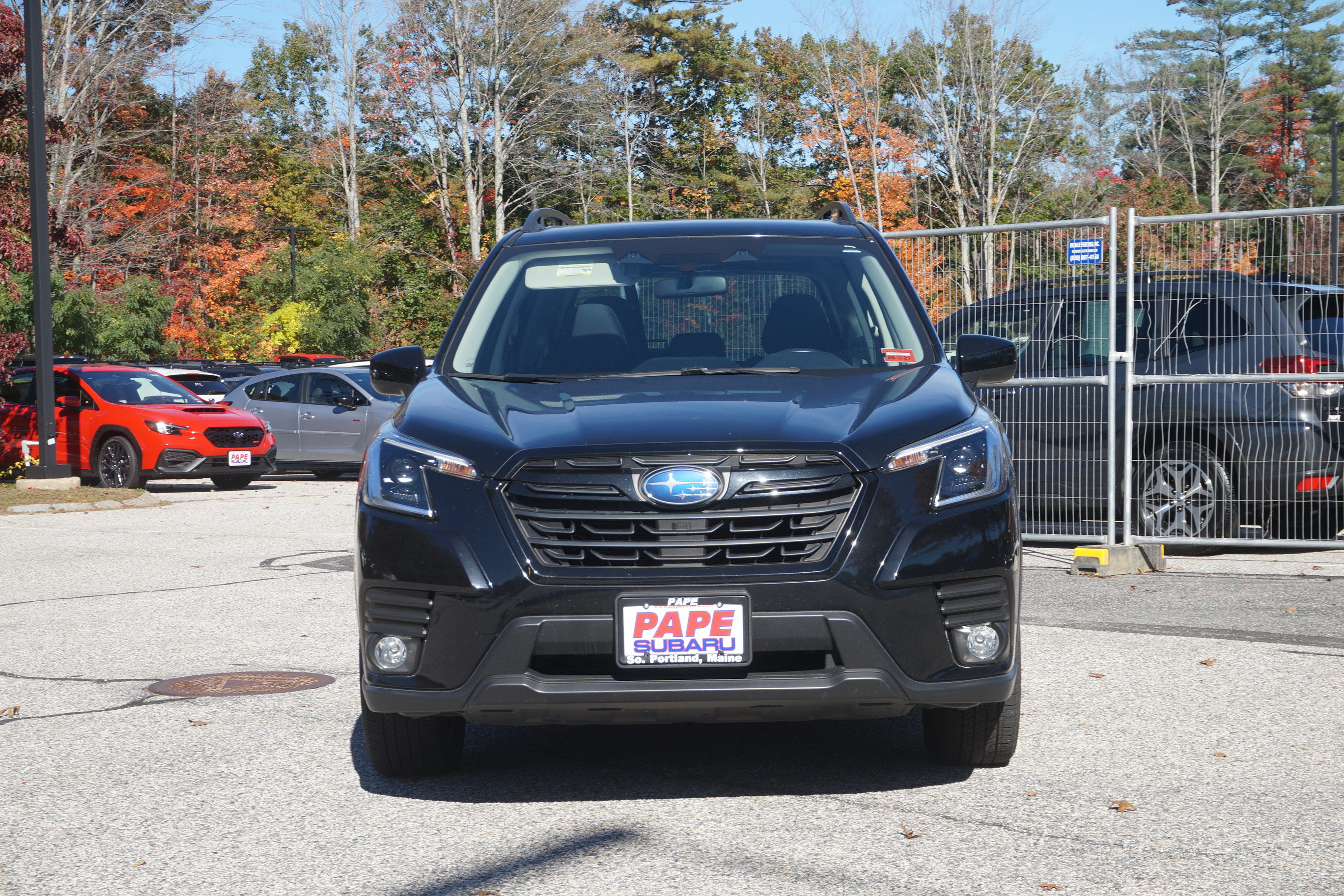 Used 2023 Subaru Forester Premium AWD/4WD image 2