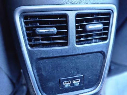 Used 2023 Dodge Charger SXT image 25