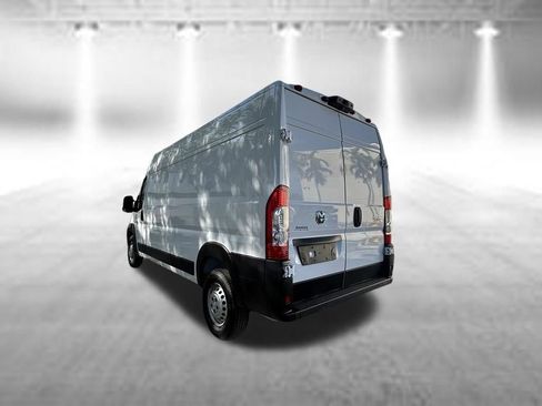 Used 2025 RAM ProMaster 2500 w/ Convenience Group FWD image 5