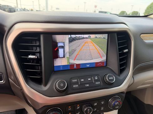 Used 2017 GMC Acadia Denali w/ Technology Package AWD/4WD image 24