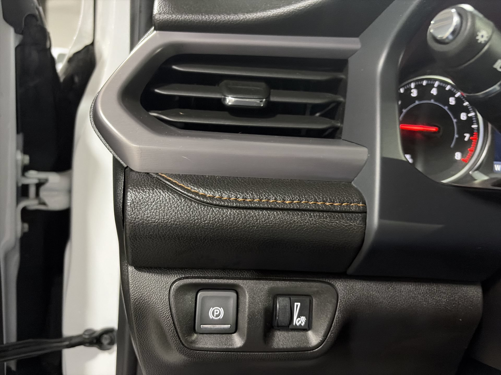 Used 2023 GMC Acadia AT4 w/ LPO, Floor Liner Package AWD/4WD image 19