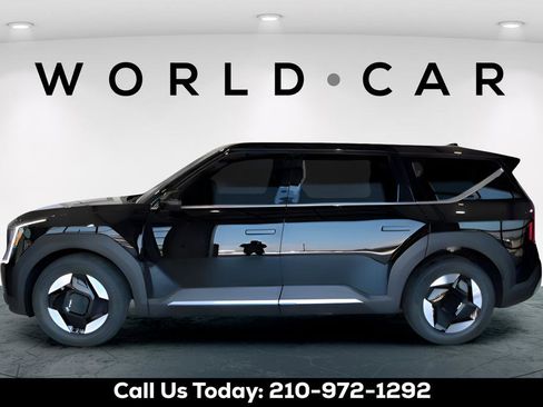 New 2026 Kia EV9 Light RWD image 4