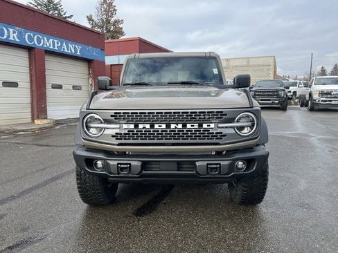 New 2025 Ford Bronco Badlands w/ Sasquatch Package image 3