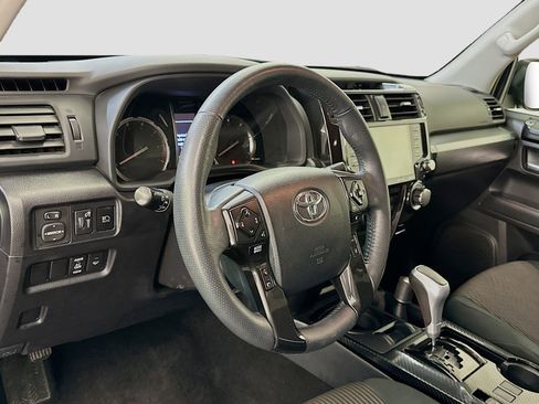 Used 2024 Toyota 4Runner TRD Off-Road image 18