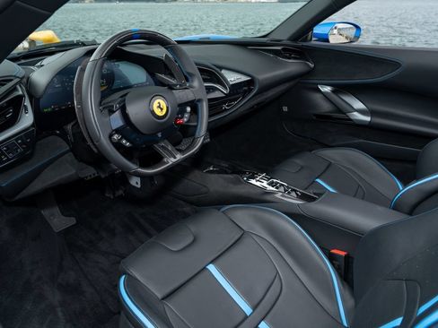 Used 2024 Ferrari SF90 Spider AWD/4WD image 16
