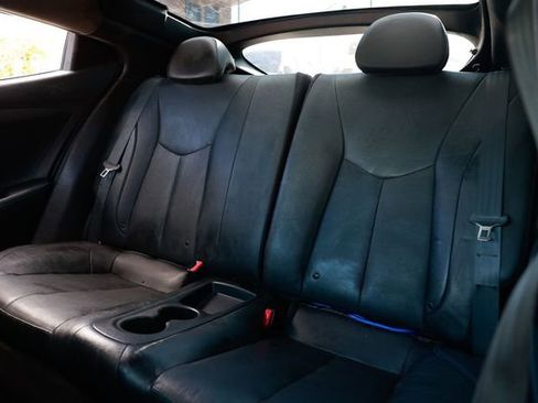 Used 2016 Hyundai Veloster Rally Edition image 8