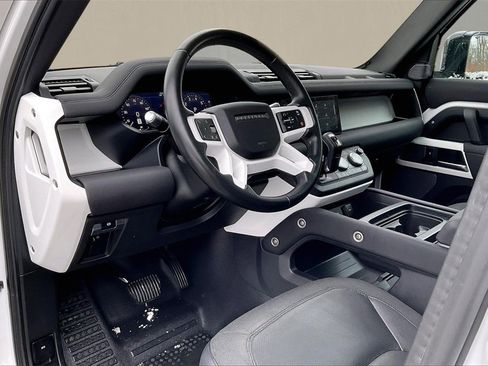 Used 2021 Land Rover Defender 110 S image 17