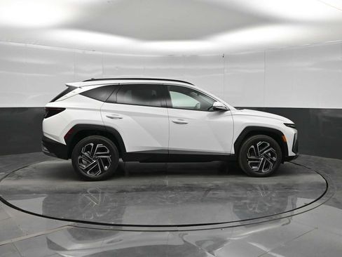 New 2026 Hyundai Tucson Limited AWD/4WD image 9