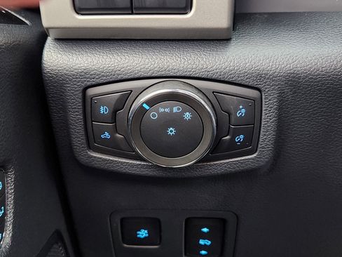 Certified 2022 Ford F350 Lariat w/ Lariat Ultimate Package image 27