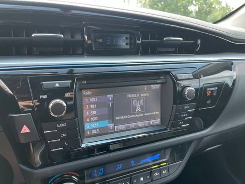 Used 2016 Toyota Corolla S FWD image 11