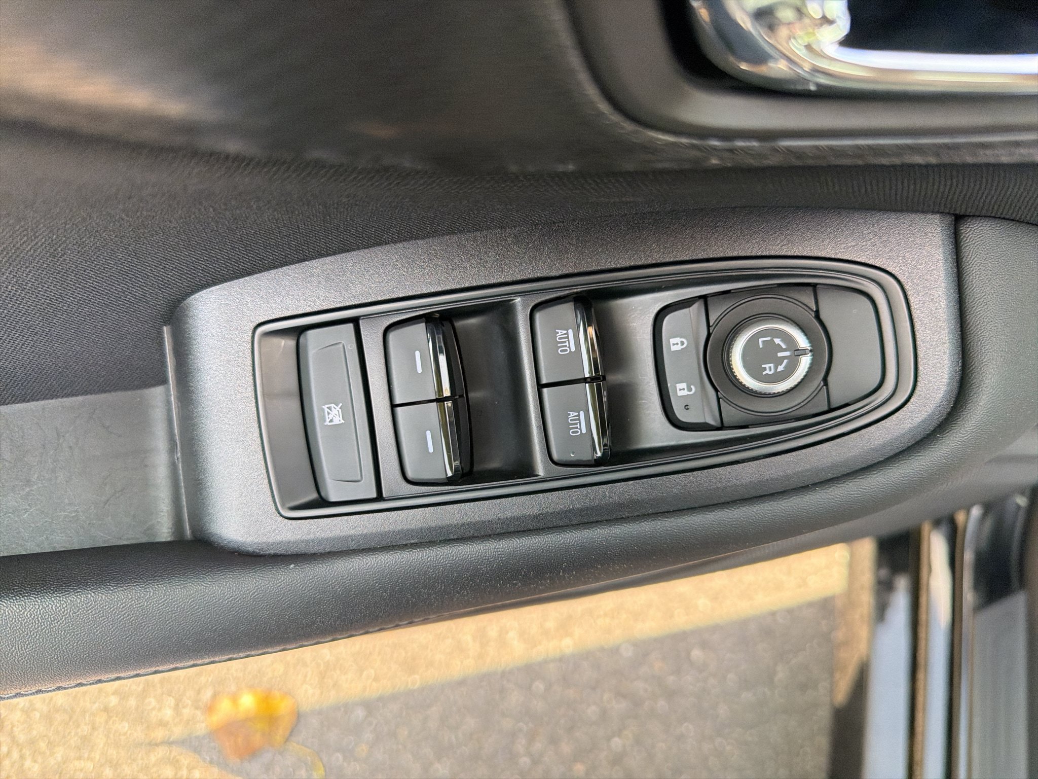 Certified 2025 Subaru Legacy Premium AWD/4WD image 10