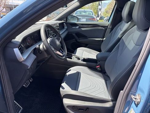 New 2026 Volkswagen Tiguan SE R-Line AWD/4WD image 7
