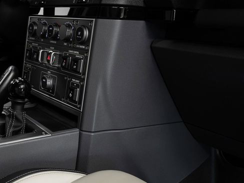 Used 2024 INEOS Grenadier Fieldmaster Edition image 33