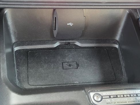 Used 2023 Ford Bronco Wildtrak image 22