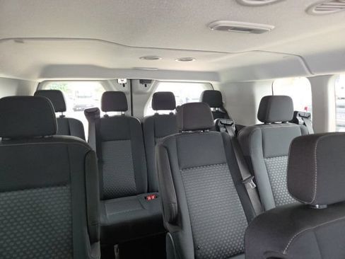 Used 2023 Ford Transit 350 XLT RWD image 12