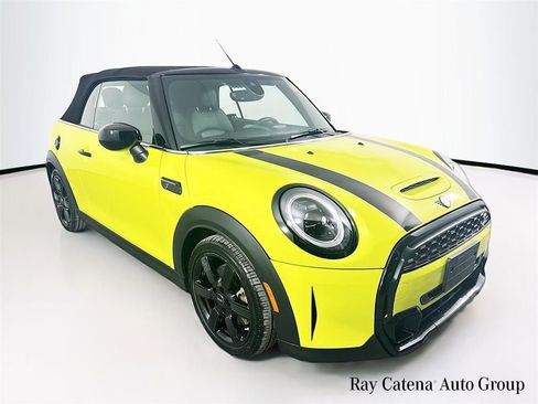 Used 2023 MINI Cooper S w/ Signature Upholstery Package image 1