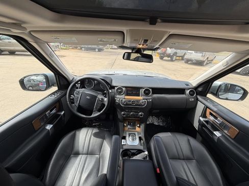 Used 2016 Land Rover LR4 AWD/4WD image 14