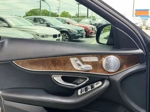 Used 2015 Mercedes-Benz C 300 4MATIC Sedan image 21