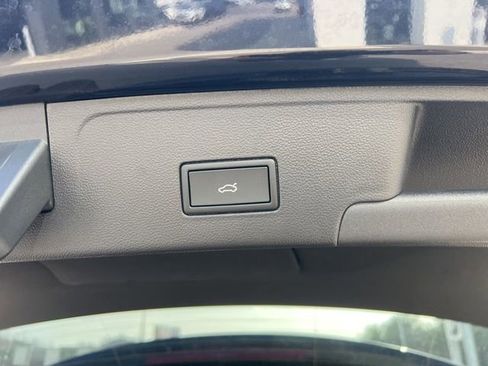 New 2026 Volkswagen Atlas Cross Sport SEL R-Line image 35